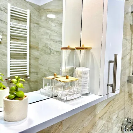 Alexa Deluxe At Address Rezidence With Parking Apartament