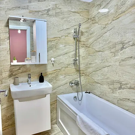 Alexa Deluxe At Address Rezidence With Parking Bucureşti