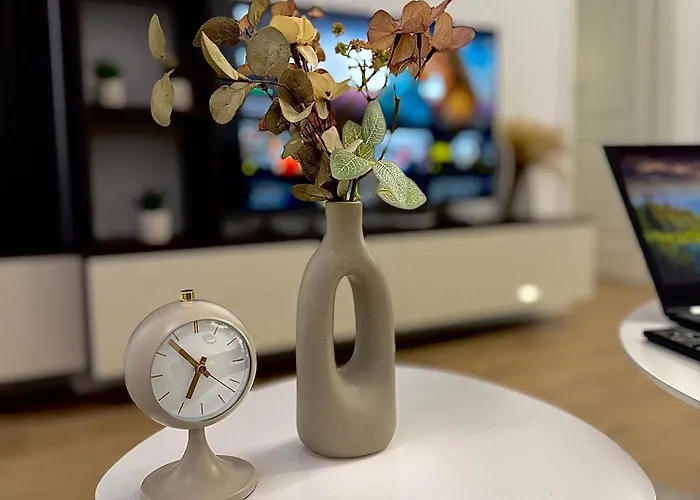 Alexa Deluxe At Address Rezidence With Parking * Bukarest