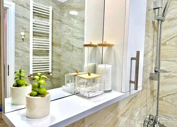 Alexa Deluxe At Address Rezidence With Parking Апартаменти