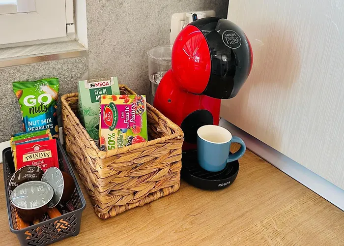 Апартаменти Alexa Deluxe At Address Rezidence With Parking Бухарест