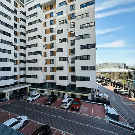 Alexa Deluxe At Address Rezidence With Parking Bucarest