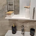 Apartman Alexa Deluxe At Address Rezidence With Parking Bukarest